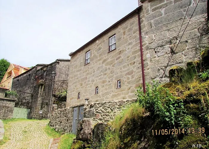 Проживание в семье Casa Do Pomar