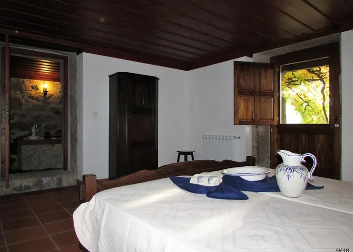 Проживание в семье Casa Do Pomar