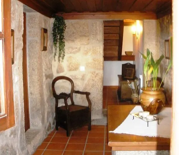 Проживание в семье Casa Do Pomar Parada (Viana do Castelo)