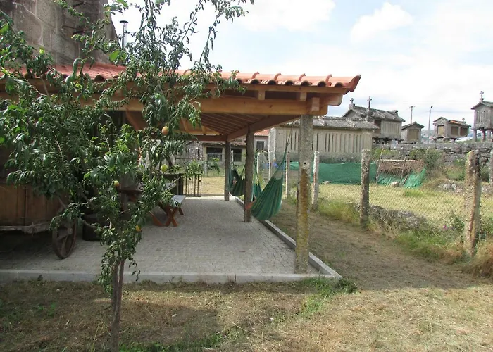 Проживание в семье Casa Do Pomar